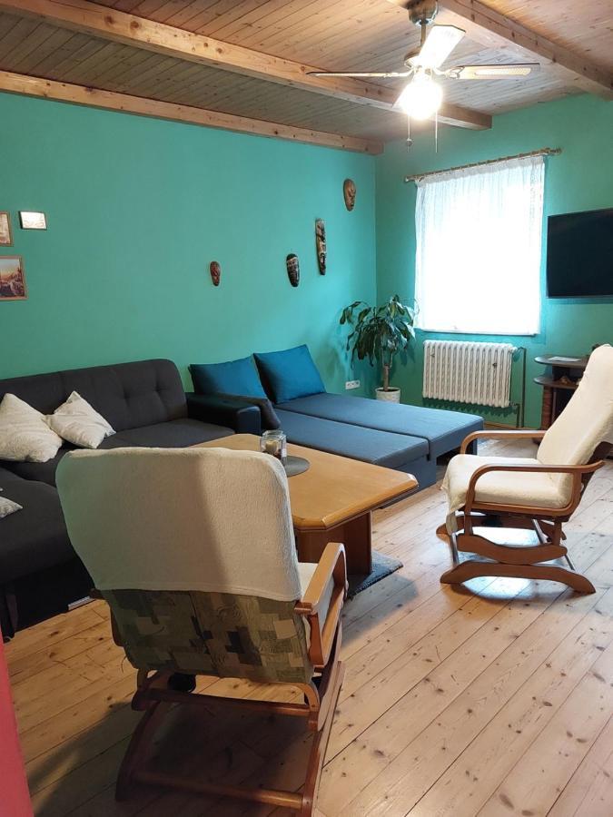 Prazdninovy Byt Arin Apartment Jachymov Luaran gambar