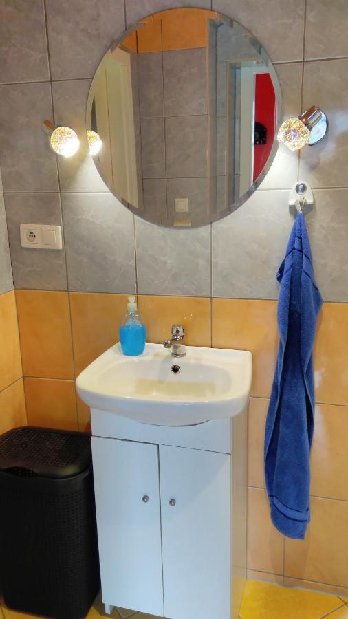 Prazdninovy Byt Arin Apartment Jachymov Luaran gambar